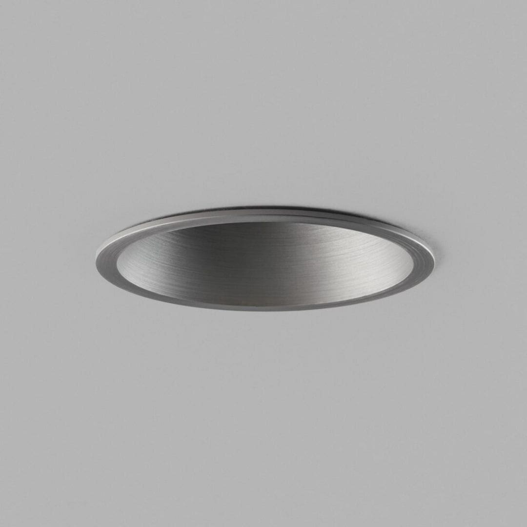Alu / Silver Curve Spot Ø110 Titanium Light Point - Light-point 651012526 - 5711389709488